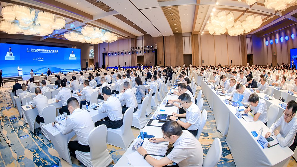 聚焦固態(tài)及鈉電突破！“鋰電之都”撬動千億級產(chǎn)業(yè)變革