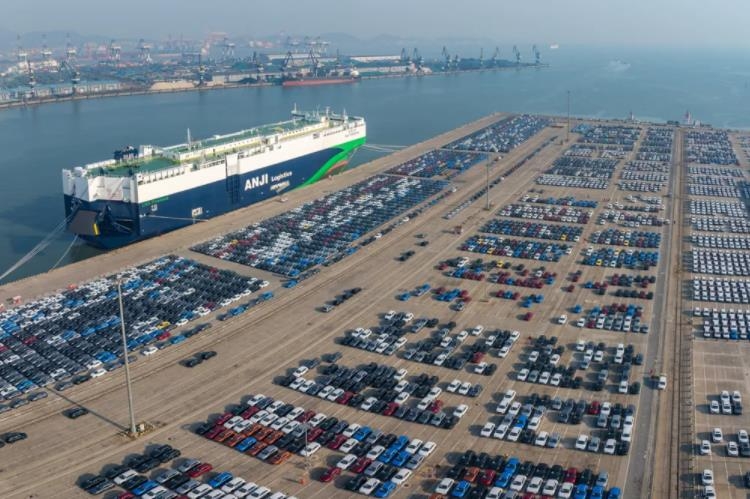 習(xí)主席新年賀詞再次提及新能源汽車，傳遞什么信息？