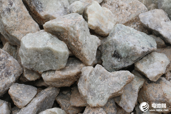 首次突破8萬噸大關(guān)！7月國內(nèi)碳酸鋰總產(chǎn)量同比增加26%！