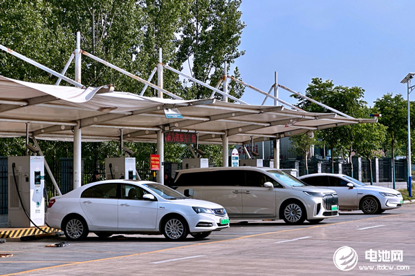 前7月我國(guó)充電基礎(chǔ)設(shè)施增量387.8萬(wàn)個(gè) 換電站保有量4902座